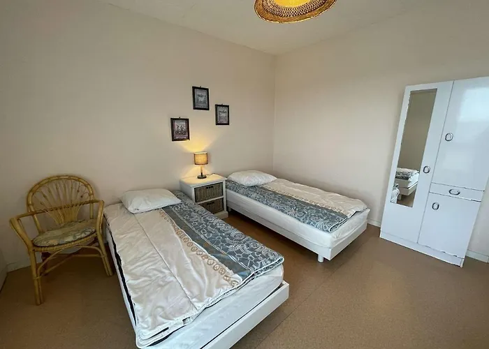 Appart. 2 Pieces A 100m De La Plage, 4 Couchages, Parking, Lave-vaisselle, Animaux Admis - Fr-1-224c-133 아파트 생장드몽